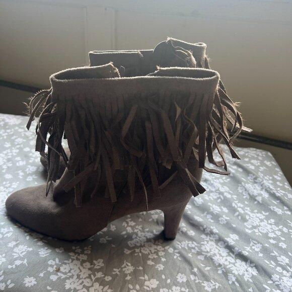 Womens Brown Fringe Boots with Ankle Zip, Size 9M, Western, Boho Themed - Picture 5 of 7